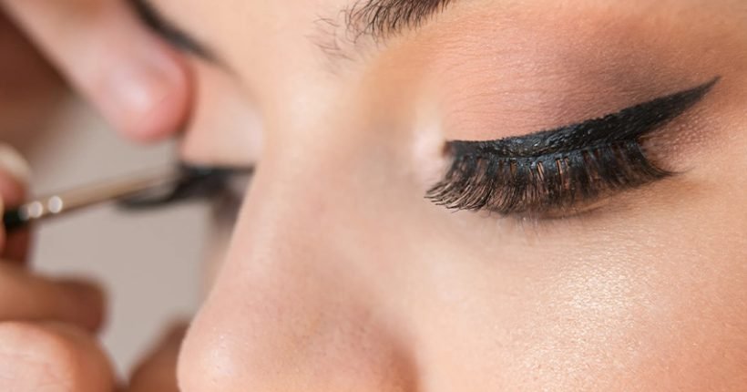 A beginner's guide to applying false eyelashes