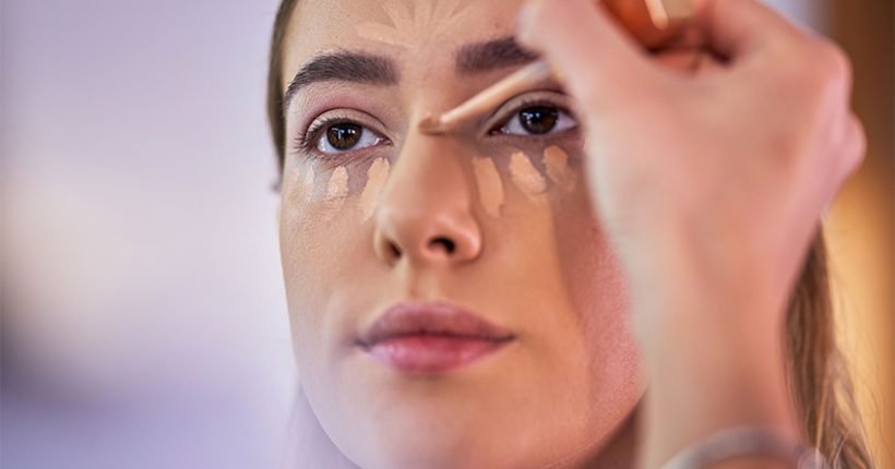 Learn the Art of Contouring With These Tips & Tricks