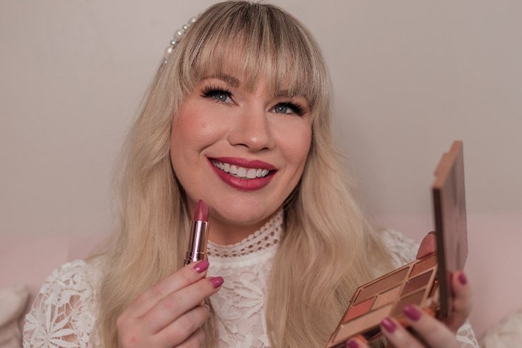Beauty of lipstick in fashion